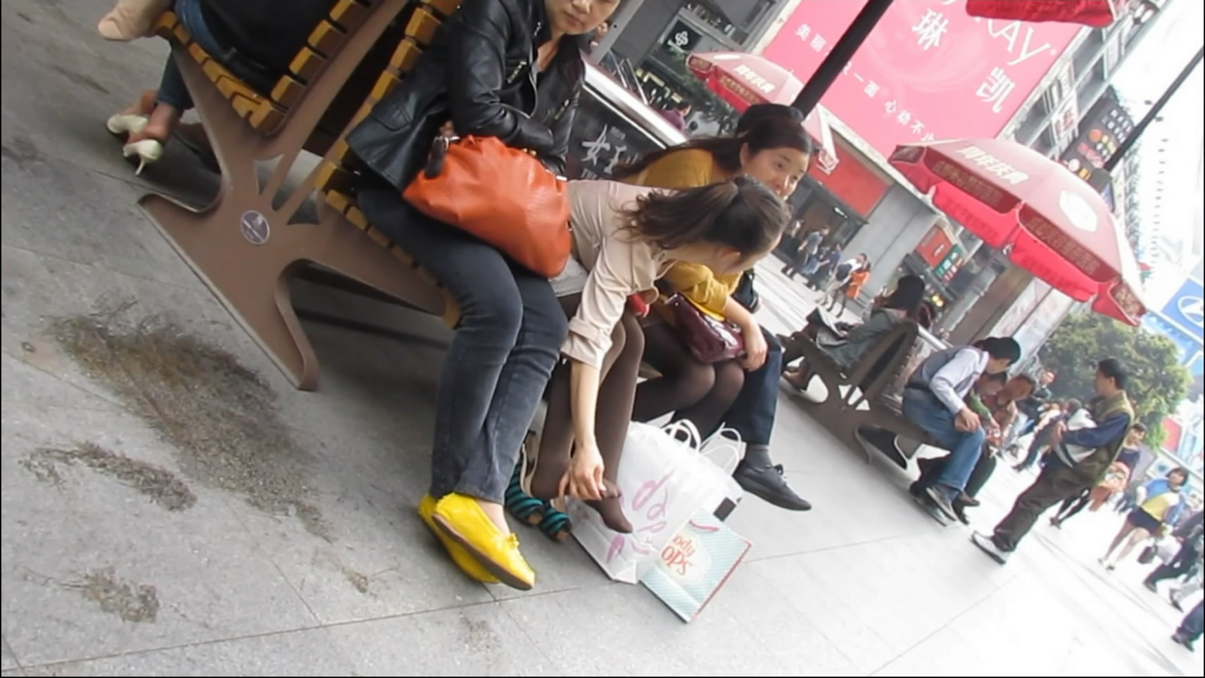 streetsnapfootm[00 00 59][20181202 110447 9]